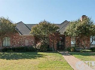1901 Triple Crown Ln, Plano, TX 75093
