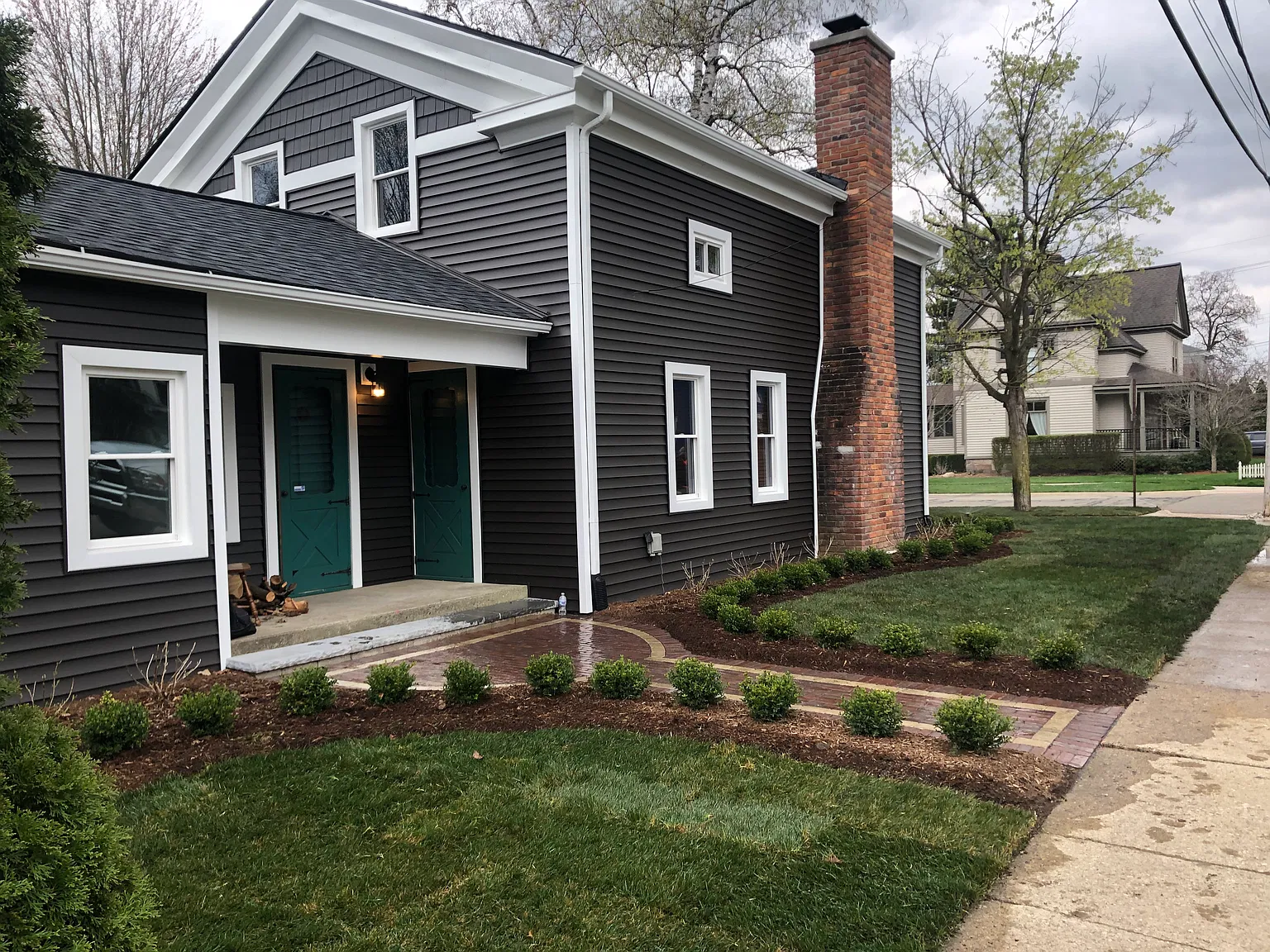 346 Hickory St — Photo 2