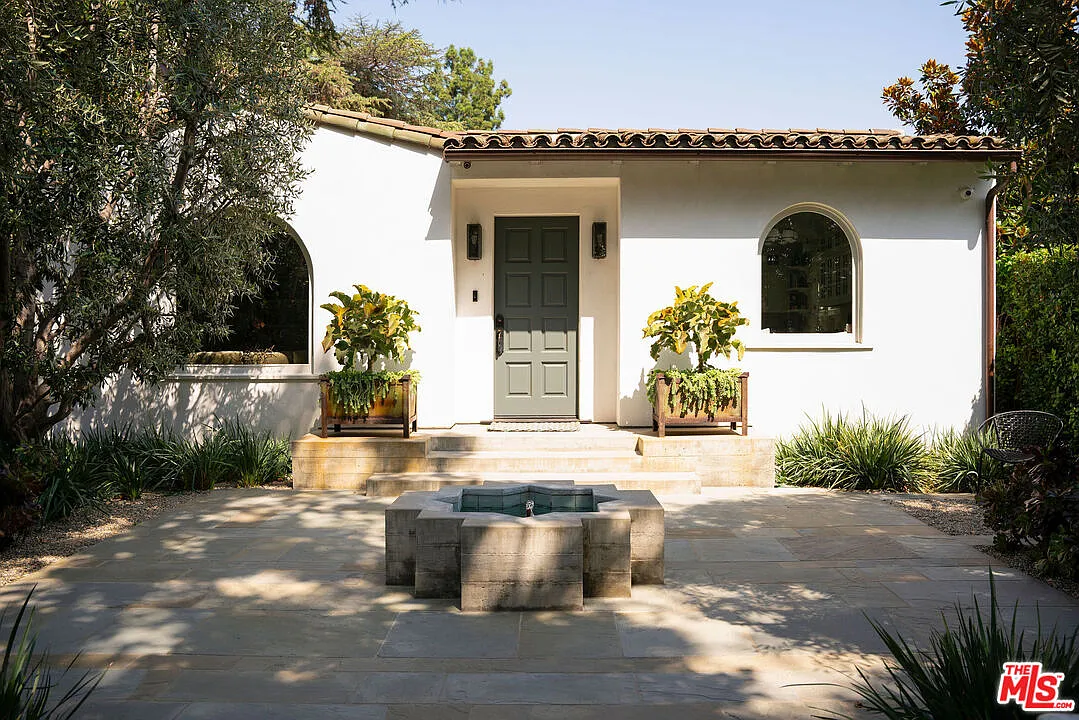 3 bed, 2.0 bath, 1995 sqft, $13,500 — Photo 4