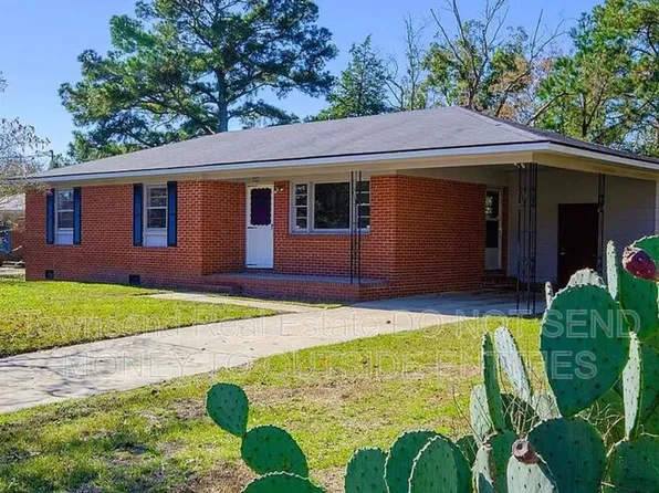 2604 Brentford Dr, Fayetteville, NC 28306