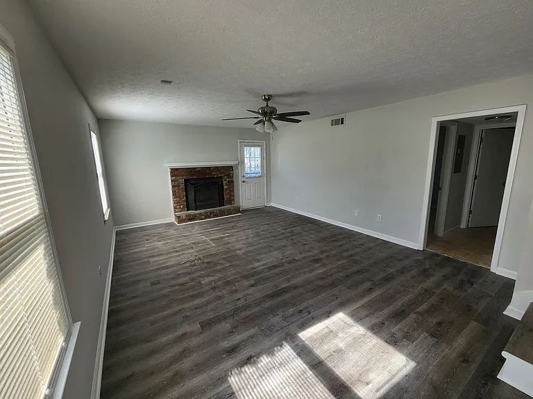 6219 Browning Dr — Photo 9