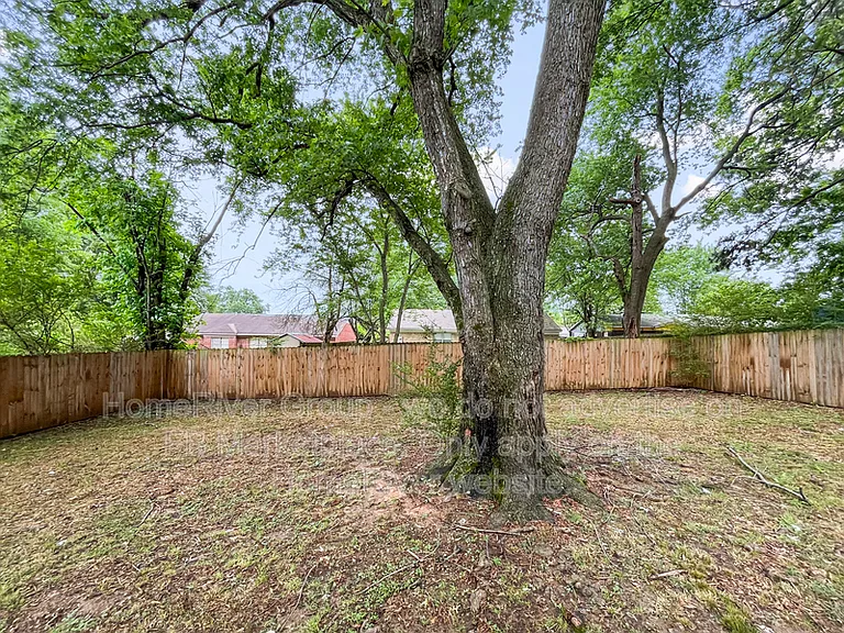 875 Hackberry Dr — Photo 19