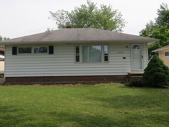 2nd image of 19127 Parkmount Ave