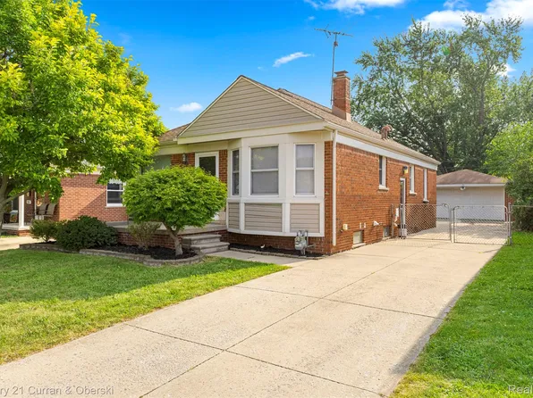 9299 Becker Ave, Allen Park, MI 48101