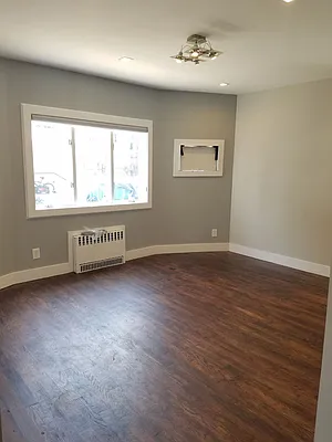 Rented by HFF Realty LLC | media 4