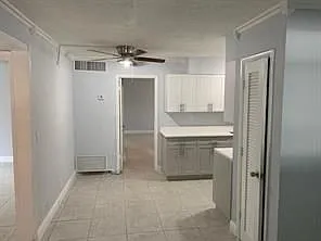 1001 SW 74th Ave — Photo 3