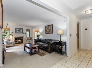 199 Terrace Dr, Chatham, NJ 07928