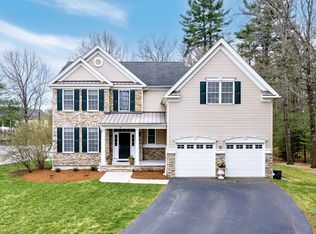 16 York Cir, East Walpole, MA 02032