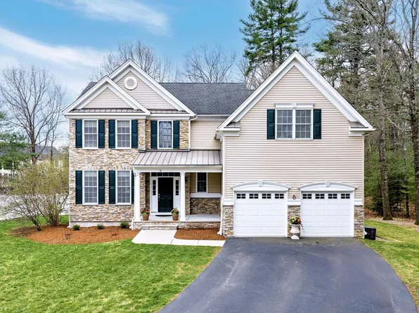 16 York Cir, East Walpole, MA 02032