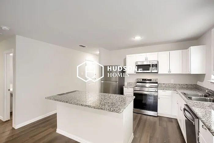419 Shorty St — Photo 7