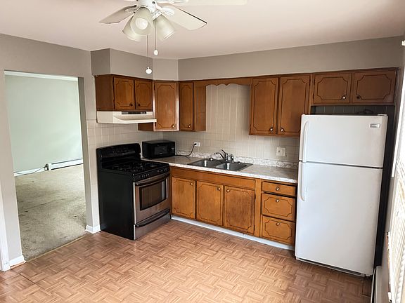 2nd image of 1124 Hannah Ave Unit 2W