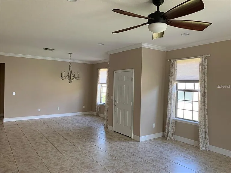 5409 Sunset Falls Dr — Photo 13