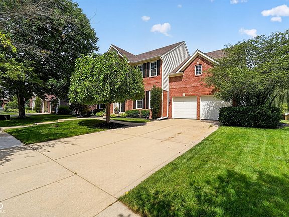3rd image of 9893 Parkshore Dr