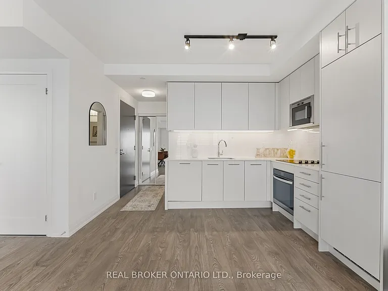286 Main St #2602 — Photo 10
