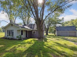 20830 Waltz Rd, New Boston, MI 48164
