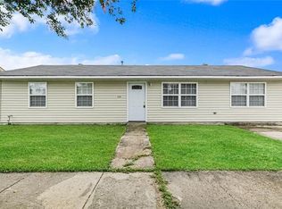 2209 Centanni Dr, Saint Bernard, LA 70085