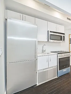 Rented by Living New York | media 9