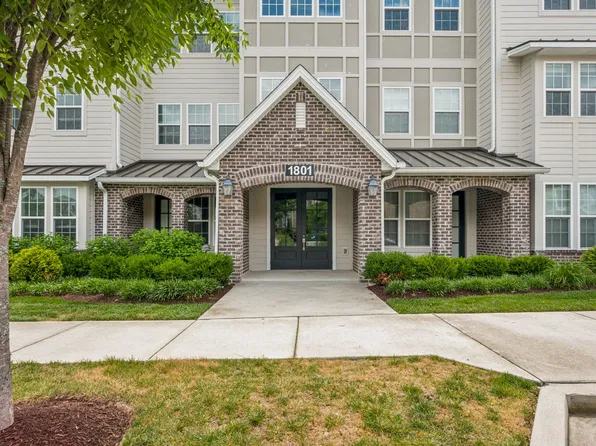 1801 Shadow Green Dr #304, Franklin, TN 37064