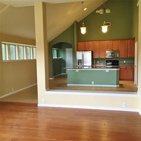 1st image of 2352 Crestridge Dr