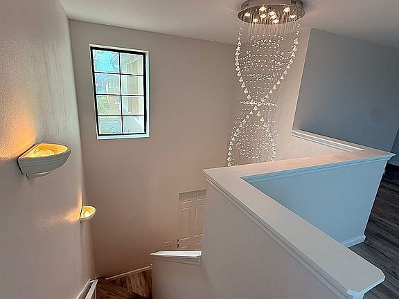 3rd image of 126 Clemente Dr #126