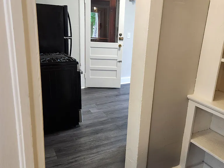 81 Mason Ave #1 — Photo 14