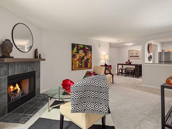 3rd image of 12690 NE 10th Pl