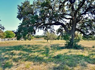 4105 Stonecreek Dr, Kerrville, TX 78028
