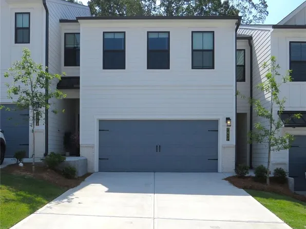 7417 Quinn Pl, Flowery Branch, GA 30542