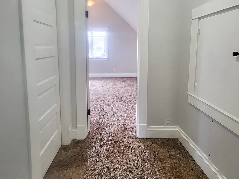 944 Cottage St NE — Photo 17