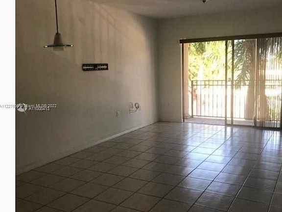 3rd image of 650 Palm Ave #2A3