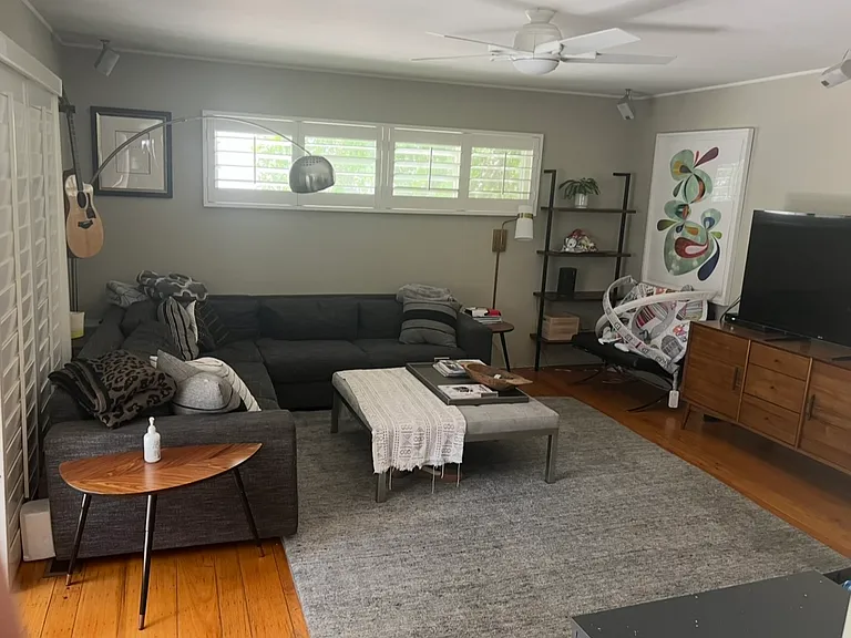 1021 Dyer Dr — Photo 12