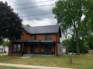 102 Wellington St E, Chatham Kent, ON N7M3N9