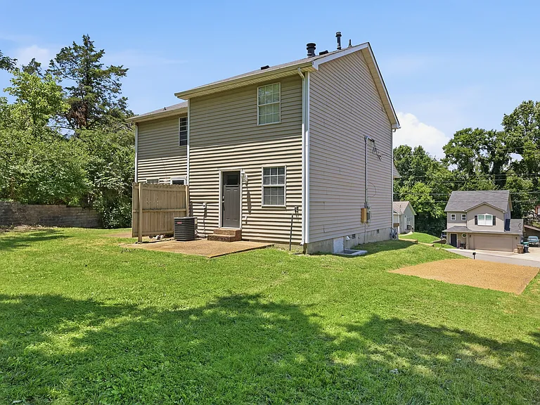 2537 Willowbranch Dr — Photo 24