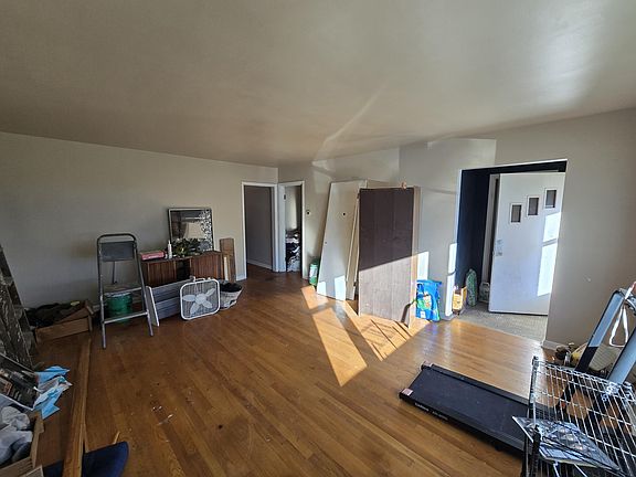 4th image of 4832 Parrish Ave