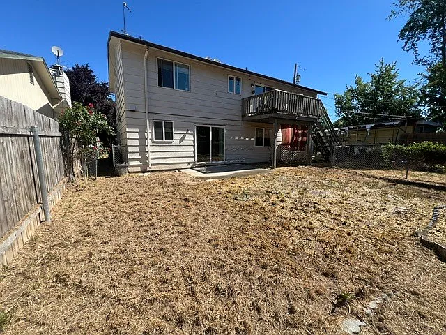 1896 N Allumbaugh St — Photo 35