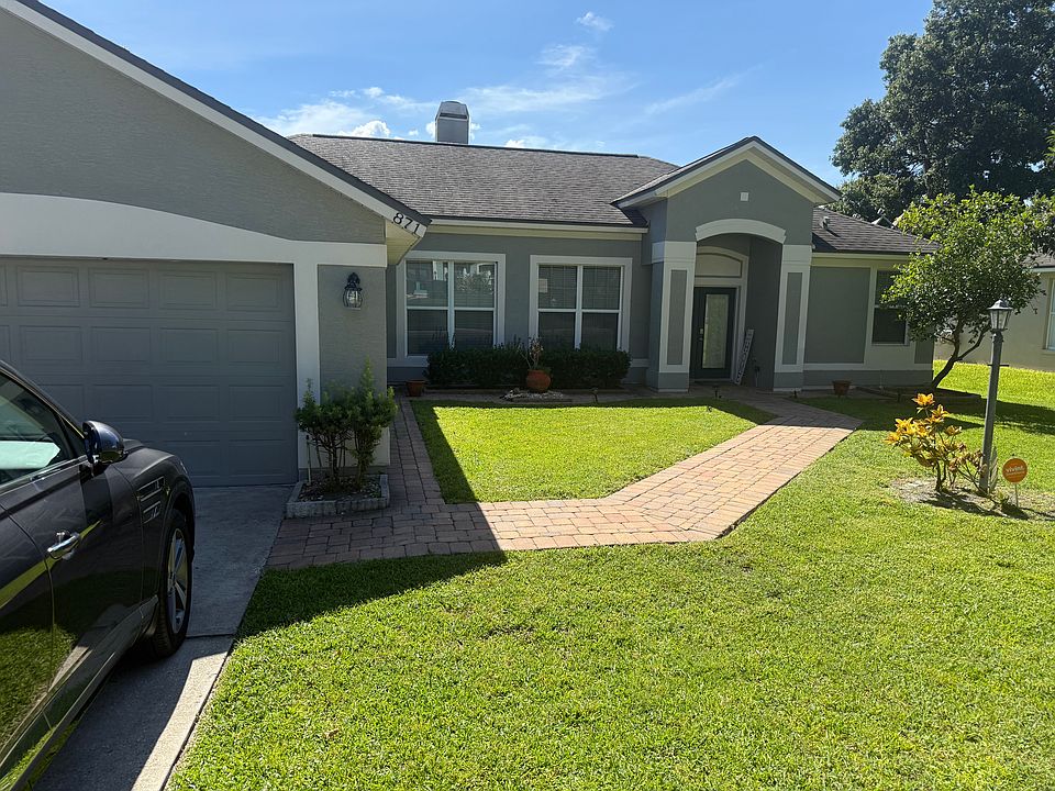 Beautiful, paved entry