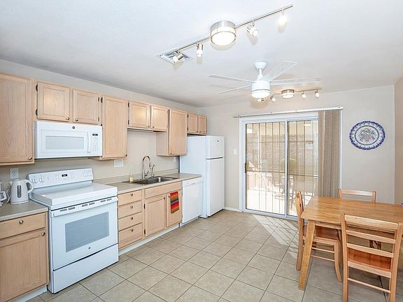 2nd image of 13179 E 51st St