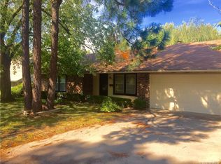 2911 E 23rd St, Tulsa, OK 74114