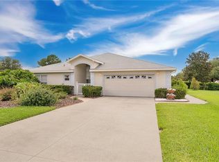 5117 Grove Mnr, Lady Lake, FL 32159