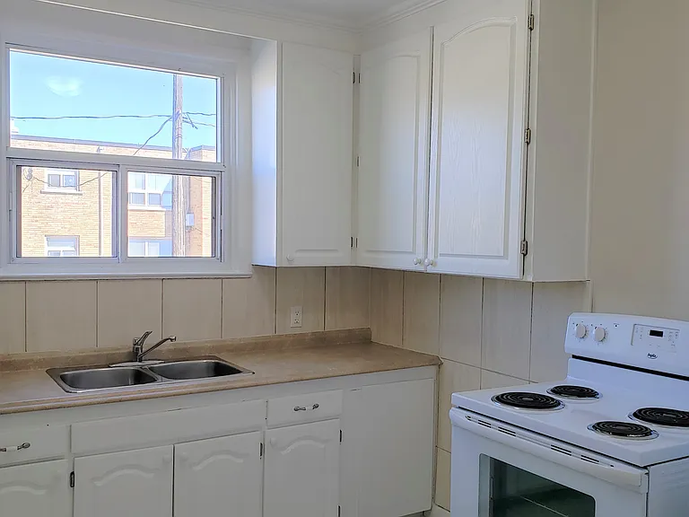 183 Maurice Dr #4 — Photo 9