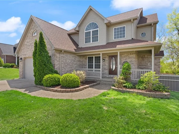 2800 Sandalwood Drive, New Albany, IN 47150