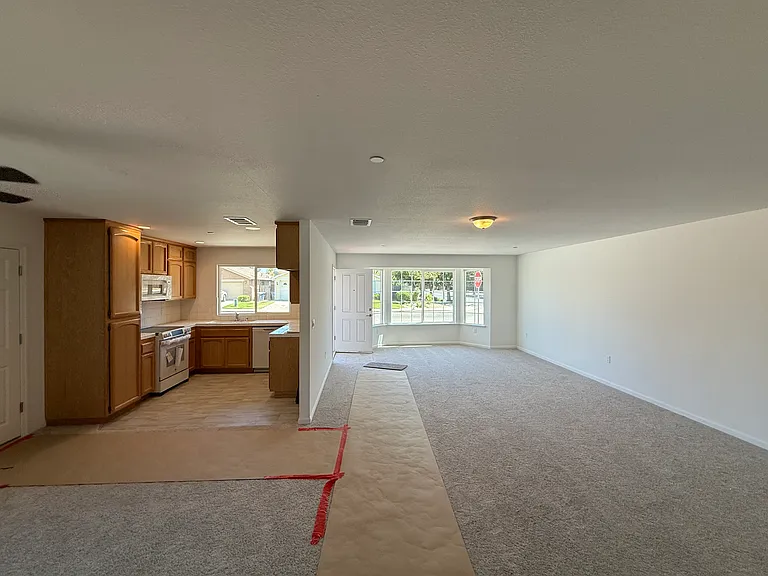4396 W Vassar Ave — Photo 4