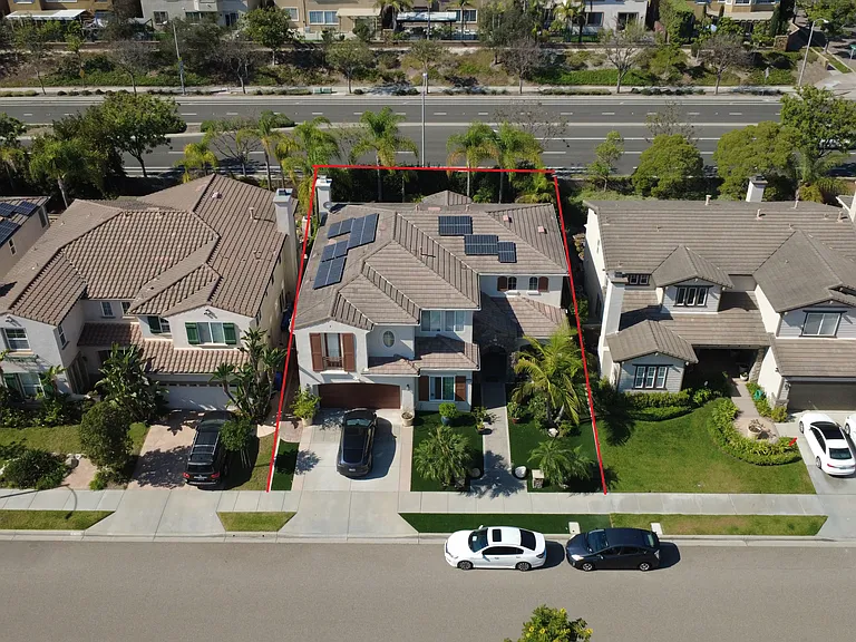 9774 Fox Valley Ct — Photo 43