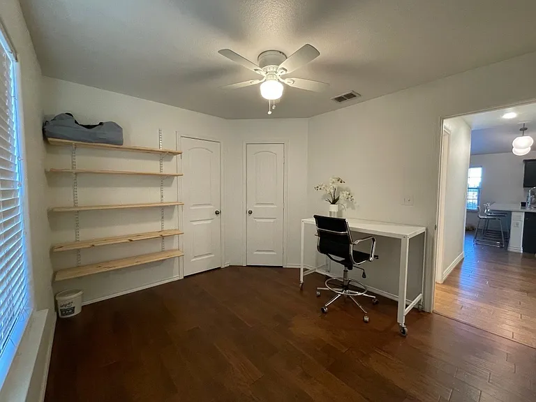 Bedroom 3 - Queen Size bed