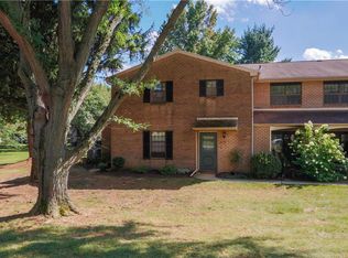 2771 Springhaven Pl, Macungie, PA 18062