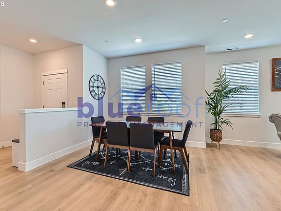 4th image of 12935 SW Tabor Ter