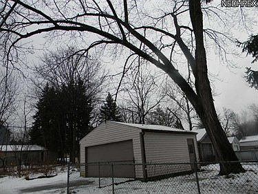 3rd image of 219 Washington Ave