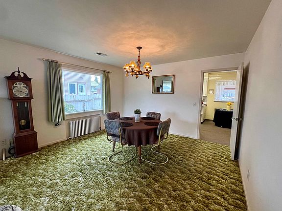 5th image of 105 W 4th Ave