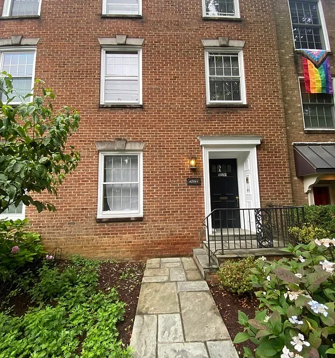 4224 1/2 River Rd NW #1
