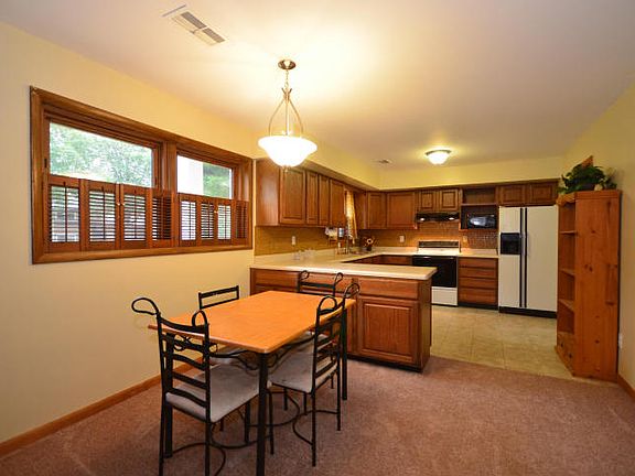5th image of 5679 Lantana Ave